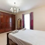 Beautiful, Typical Maltese 4br With Roof Top By 360 Estates Sliema