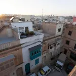 Beautiful, Typical Maltese 4br With Roof Top By 360 Estates * Sliema