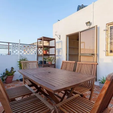 Beautiful, Typical Maltese 4br With Roof Top By 360 Estates *