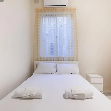 Beautiful, Typical Maltese 4br With Roof Top By 360 Estates 슬리에마