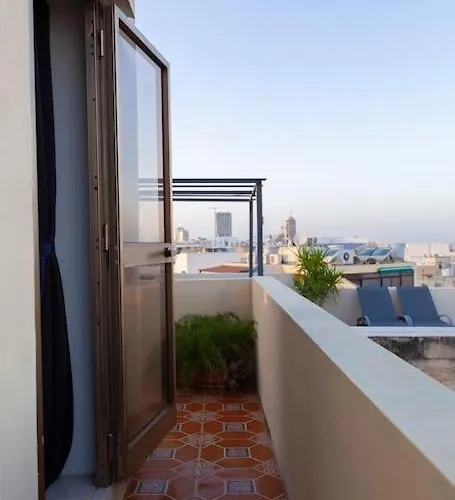 Apartament Beautiful, Typical Maltese 4br With Roof Top By 360 Estates