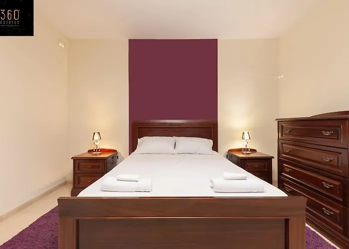 Apartament Beautiful, Typical Maltese 4br With Roof Top By 360 Estates *