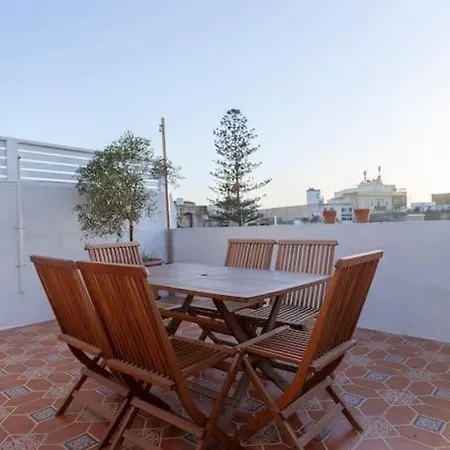 Beautiful, Typical Maltese 4br With Roof Top By 360 Estates Apartmán *